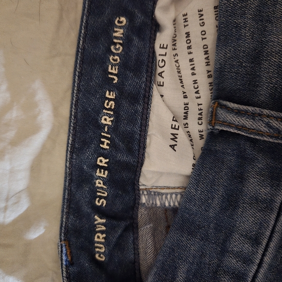 Distressed Blue Jeans - Picture 3 of 5